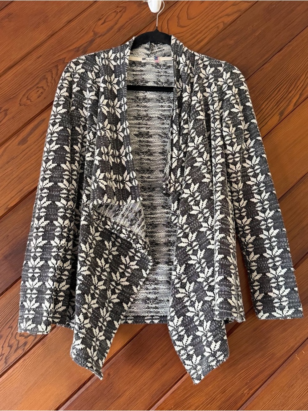 Kut from the Kloth XS Black White Jacquard Open Front Waterfall Cardigan
